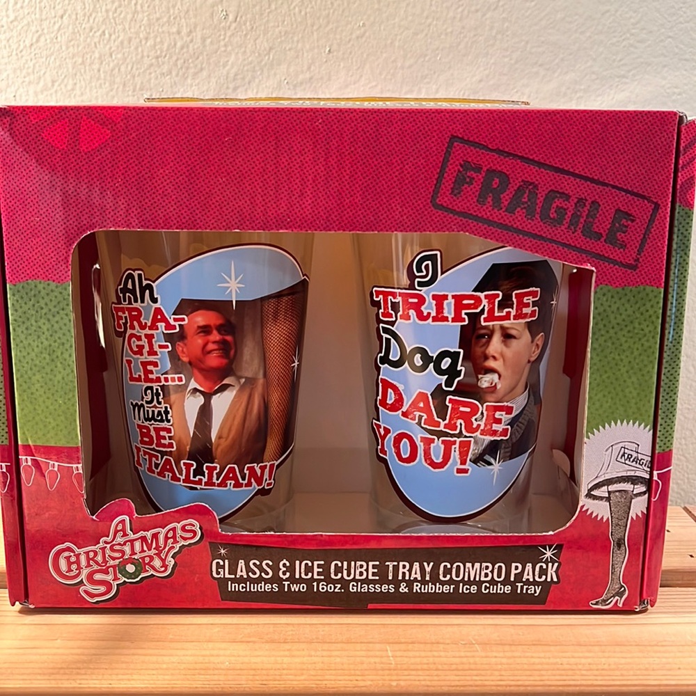 A Christmas Story Glass and Ice Cube Tray Combo Pack Fra-gi-le /Triple Dog Dare